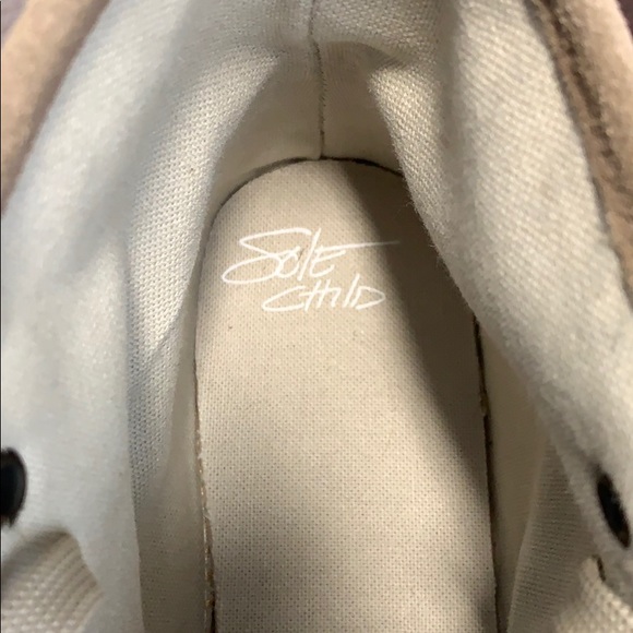 Tan suede fringe sneakers - Picture 7 of 8